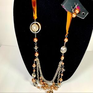 (3/$9) Paparazzi fall necklace and earrings set